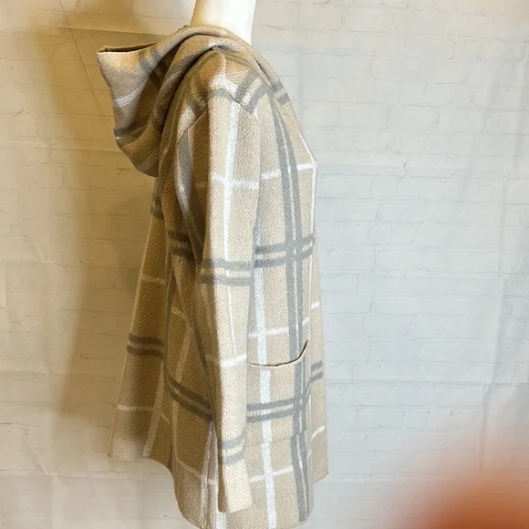 Fuji Printed Hooded Cardigan - Picture 8 of 9